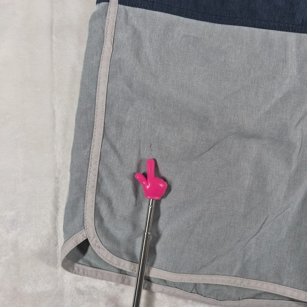 Vuori Cruise Board Shorts Men's 33 Gray Blue Swim Trunks Hybrid Beach Pool V314